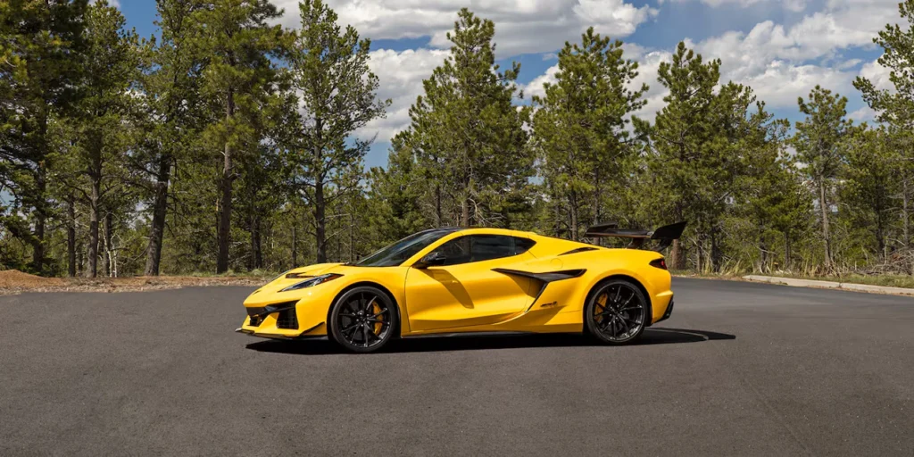 Unleash the Monster: The 2025 Chevrolet Corvette ZR1 Will Blow Your Mind